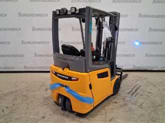 Használt targonca JUNGHEINRICH EFG 215 MP G+ZVG 115-464 DZ ELEKTRO VIERRADFRONTSTAPLER (13073196)