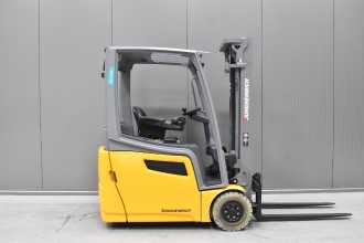 Használt targonca JUNGHEINRICH EFG 216 k /58059/ ELEKTRO DREIRADFRONTSTAPLER (13046612)