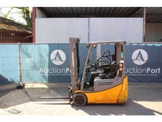 Használt targonca JUNGHEINRICH EFG 216k ELEKTRO VIERRADFRONTSTAPLER (13059780)