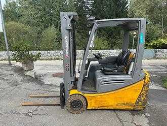 Használt targonca JUNGHEINRICH EFG 220 - 330ZZ ELEKTRO DREIRADFRONTSTAPLER (13068225)