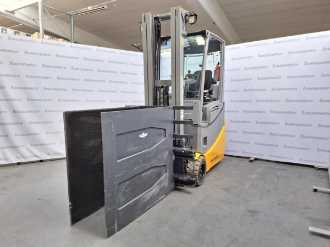 Használt targonca JUNGHEINRICH EFG 220 MP 600 DZ ELEKTRO VIERRADFRONTSTAPLER (13035534)