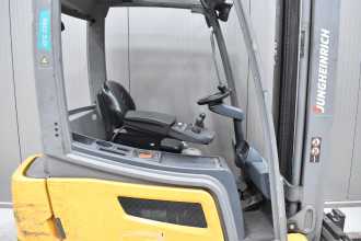 Használt targonca JUNGHEINRICH EFG 316 k /58570/ ELEKTRO VIERRADFRONTSTAPLER (13064977)