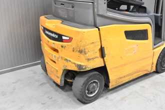 Használt targonca JUNGHEINRICH EFG 316 k /58570/ ELEKTRO VIERRADFRONTSTAPLER (13064977)