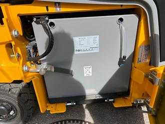 Használt targonca JUNGHEINRICH EFG 316k - 700DZ ELEKTRO VIERRADFRONTSTAPLER (13069357)