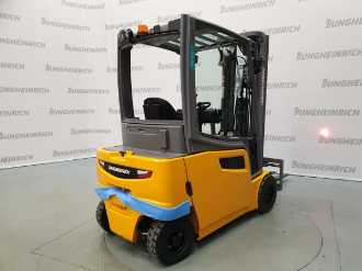 Használt targonca JUNGHEINRICH EFG 318 SP GE 115-480 DZ ELEKTRO VIERRADFRONTSTAPLER (13018796)