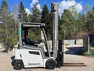 Használt targonca JUNGHEINRICH EFG 318k - 700DZ ELEKTRO VIERRADFRONTSTAPLER (13055969)