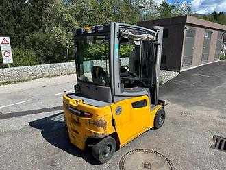 Használt targonca JUNGHEINRICH EFG 320 - 464DZ ELEKTRO VIERRADFRONTSTAPLER (13064616)