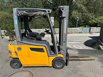 Használt targonca JUNGHEINRICH EFG 320 - 464DZ ELEKTRO VIERRADFRONTSTAPLER (13064616)