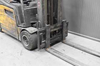 Használt targonca JUNGHEINRICH EFG 320 /58565/ ELEKTRO VIERRADFRONTSTAPLER (13064975)