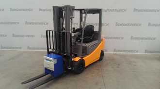 Használt targonca JUNGHEINRICH EFG 320 MP G+E 115-440 DZ ELEKTRO VIERRADFRONTSTAPLER (12979321)