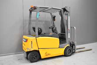 Használt targonca JUNGHEINRICH EFG 320 N /57652/ ELEKTRO VIERRADFRONTSTAPLER (13065590)