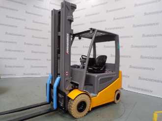 Használt targonca JUNGHEINRICH EFG 425k SP GE 115-600 DZ ELEKTRO VIERRADFRONTSTAPLER (13059638) backdrop