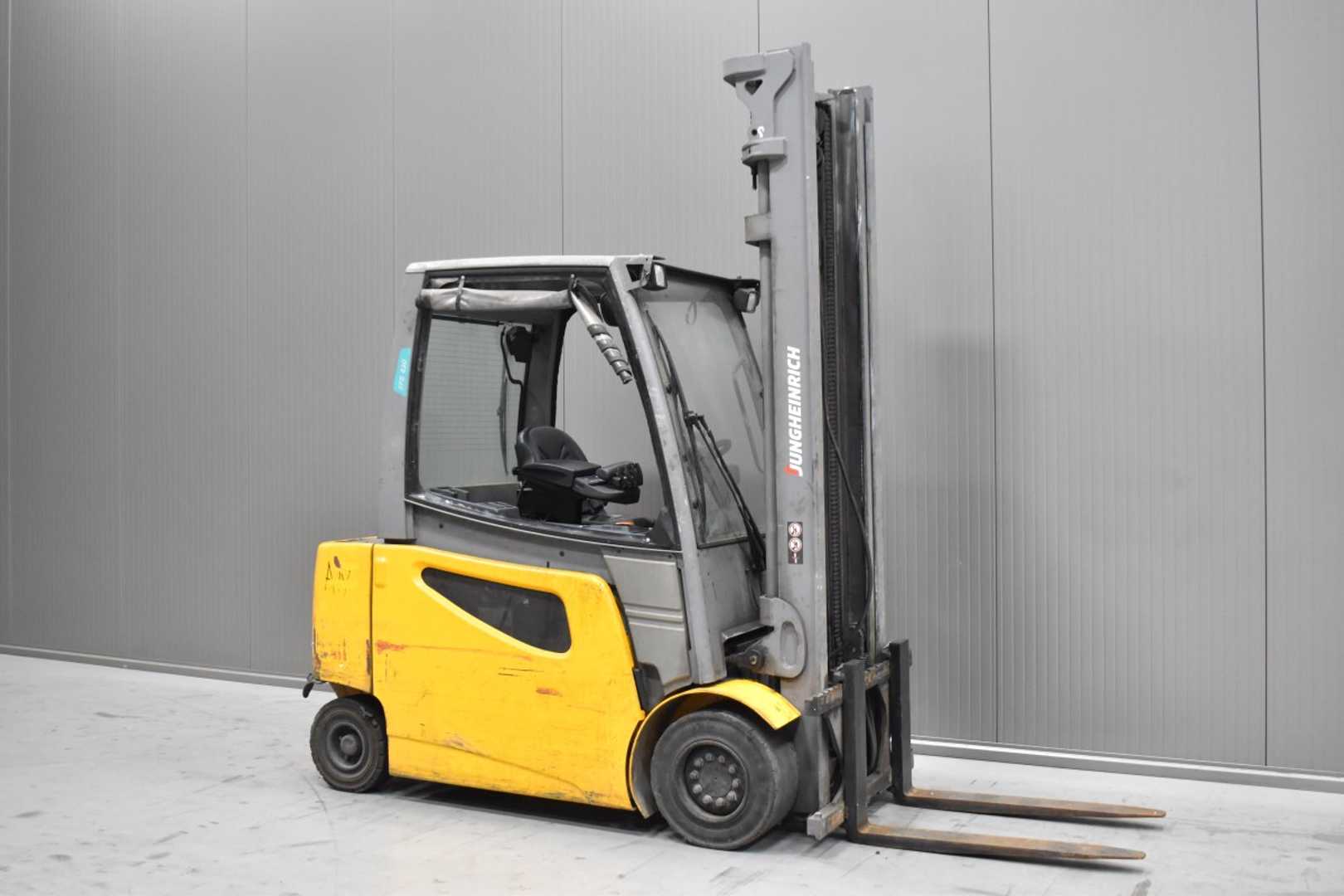 Használt targonca JUNGHEINRICH EFG 430 /58563/ ELEKTRO VIERRADFRONTSTAPLER (13072573)