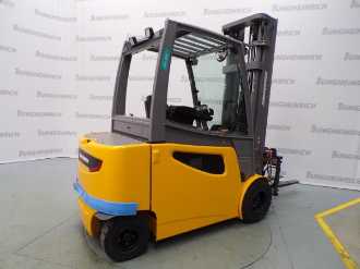 Használt targonca JUNGHEINRICH EFG 430 SP G+ZVG 115-600 DZ ELEKTRO VIERRADFRONTSTAPLER (13032438)