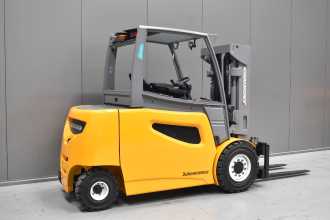 Használt targonca JUNGHEINRICH EFG 540 /56118/ ELEKTRO VIERRADFRONTSTAPLER (13029943)