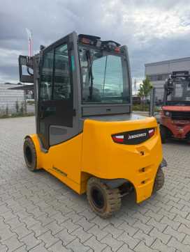 Használt targonca JUNGHEINRICH EFG 550 Baujahr 2017/ Stunden 3918 HH 4850 ELEKTRO VIERRADFRONTSTAPLER (13065440)