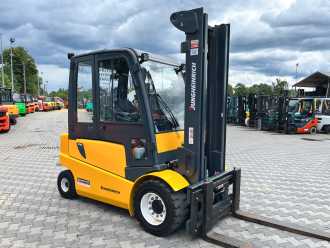 Használt targonca JUNGHEINRICH EFG 550 ELEKTRO VIERRADFRONTSTAPLER (13055875)