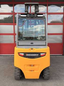 Használt targonca JUNGHEINRICH EFG S30 ELEKTRO VIERRADFRONTSTAPLER (13071974)