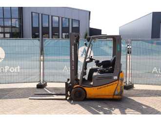 Használt targonca JUNGHEINRICH EFG215 ELEKTRO VIERRADFRONTSTAPLER (13064291)