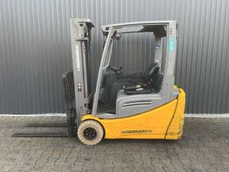 Használt targonca JUNGHEINRICH EFG220 ELEKTRO DREIRADFRONTSTAPLER (13073634)