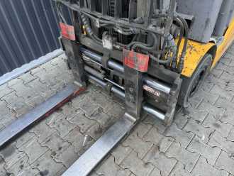 Használt targonca JUNGHEINRICH EFG425k ELEKTRO VIERRADFRONTSTAPLER (13073445)