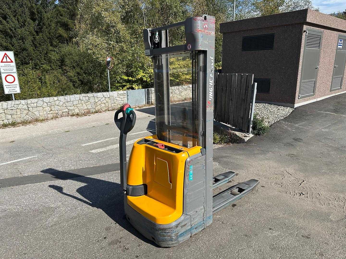 Használt targonca JUNGHEINRICH EJC 112 - 470DZ ELEKTRO HOCHHUBWAGENDEICHSEL (13071454)