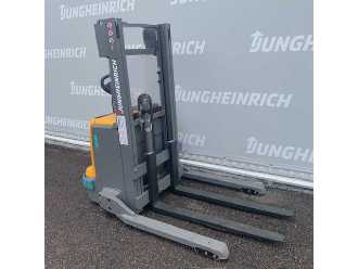 Használt targonca JUNGHEINRICH EJC 212b 2500 ZZ 1150mm ELEKTRO HOCHHUBWAGENDEICHSEL (12825908) backdrop