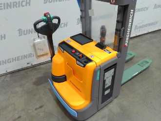 Használt targonca JUNGHEINRICH EJC 216z 115-240 ZZ ELEKTRO HOCHHUBWAGENDEICHSEL (13070938)