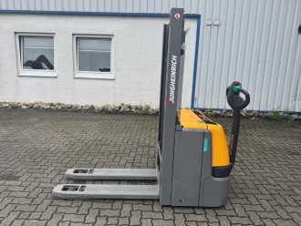 Használt targonca JUNGHEINRICH EJC112z ELEKTRO HOCHHUBWAGENDEICHSEL (13047581)