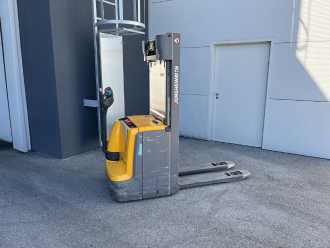 Használt targonca JUNGHEINRICH EJC112z mit Initial Hub, Batterie aus 2025!!!!!! ELEKTRO HOCHHUBWAGENDEICHSEL (13067836)
