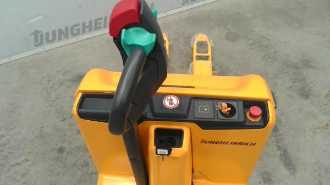 Használt targonca JUNGHEINRICH EJE 114 115-54 ELEKTRO NIEDERHUBWAGENDEICHSEL (12963916)