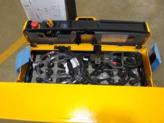 Használt targonca JUNGHEINRICH EJE 116 115-55 ELEKTRO NIEDERHUBWAGENDEICHSEL (13039767)