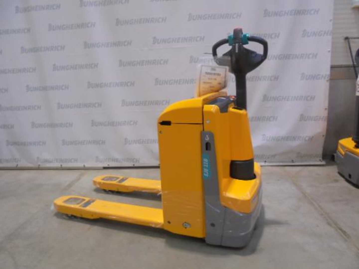 Használt targonca JUNGHEINRICH EJE 118 100-67 ELEKTRO NIEDERHUBWAGENDEICHSEL (13007002)