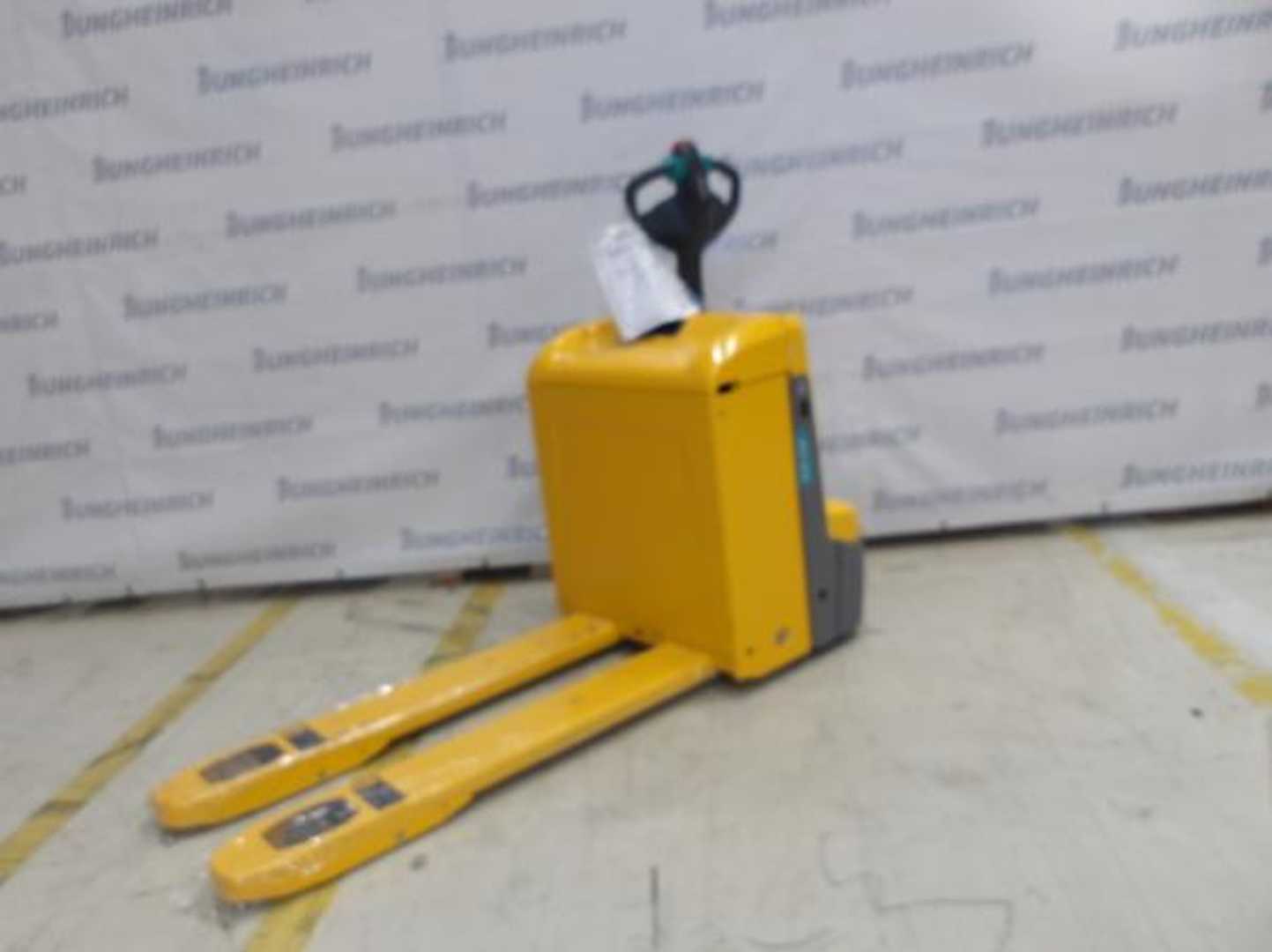 Használt targonca JUNGHEINRICH EJE 120 115-54 ELEKTRO NIEDERHUBWAGENDEICHSEL (13074072)