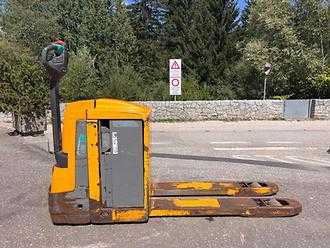 Használt targonca JUNGHEINRICH EJE 225 ELEKTRO NIEDERHUBWAGENDEICHSEL (13062267)