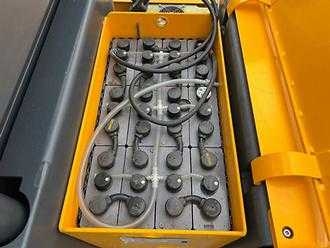 Használt targonca JUNGHEINRICH EKS 110 - 280ZZ ELEKTRO MITTELHUBKOMMISSIONIERER (13058222)