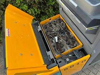 Használt targonca JUNGHEINRICH EKS 110 Z 100 E ELEKTRO HOCHHUBWAGENFAHRERSTAND (13015676)