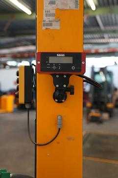 Használt targonca JUNGHEINRICH EMC 110 115 154 E1 ELEKTRO HOCHHUBWAGENDEICHSEL (12935940)