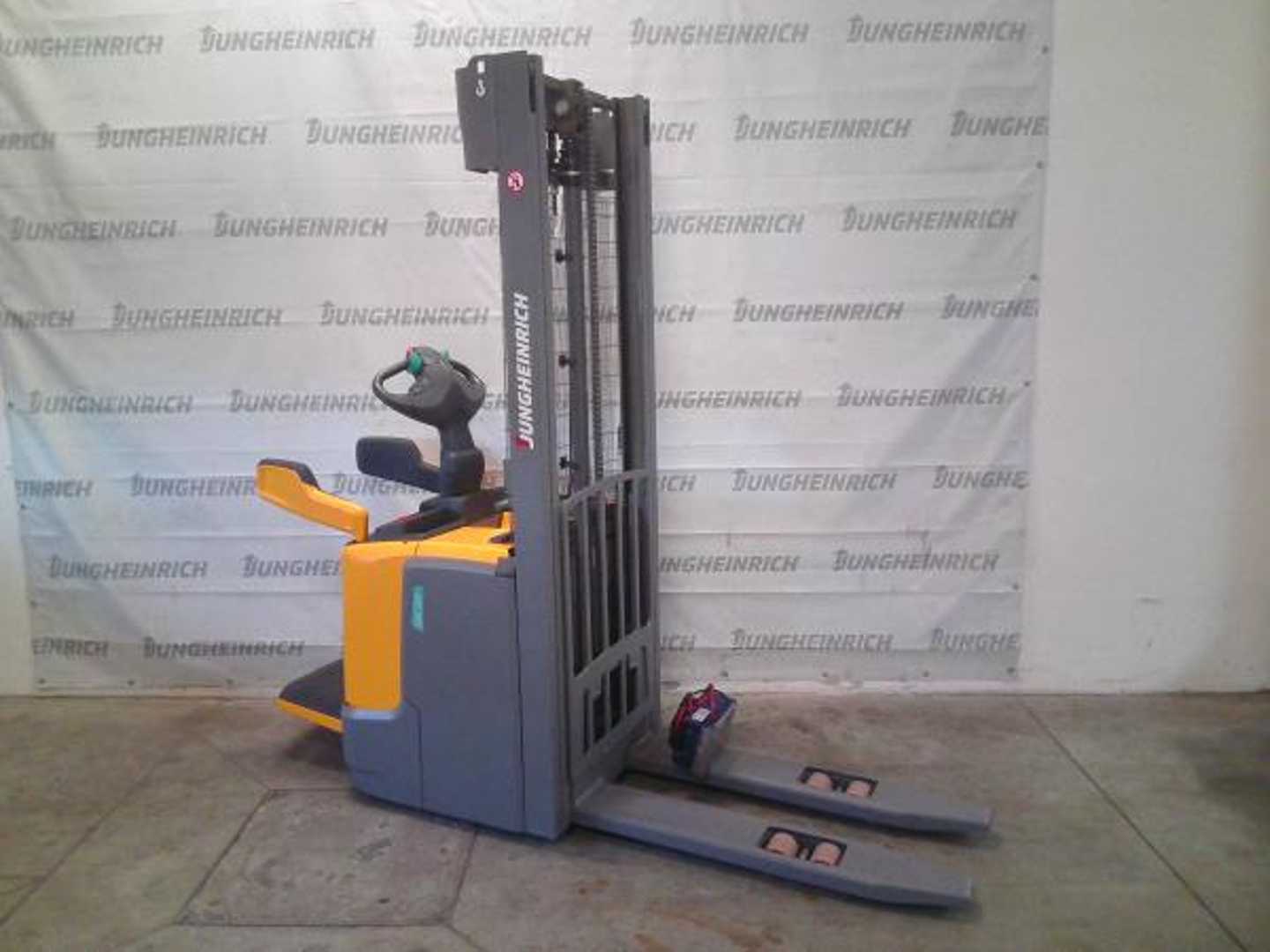 Használt targonca JUNGHEINRICH ERC 212 KP 115-360ZT ELEKTRO HOCHHUBWAGENFAHRERSTAND (13052184)