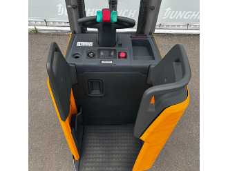 Használt targonca JUNGHEINRICH ERC 214i 5350 DZ ELEKTRO HOCHHUBWAGENMANUELLELEKTRISCH (13047789)