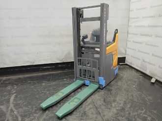 Használt targonca JUNGHEINRICH ERC 214i FP 115 250 ZT ELEKTRO HOCHHUBWAGENFAHRERSTAND (13073188)
