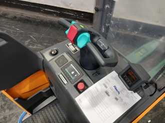 Használt targonca JUNGHEINRICH ERC 214i FP 115 250 ZT ELEKTRO HOCHHUBWAGENFAHRERSTAND (13073189)