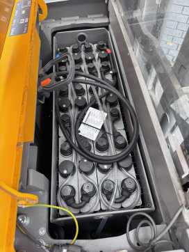 Használt targonca JUNGHEINRICH ERC 214z Baujahr 2021/ HH 5,35M NEUWERTIG ELEKTRO HOCHHUBWAGENDEICHSEL (13074500)