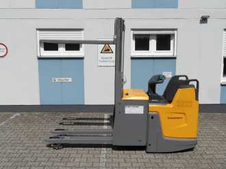 Használt targonca JUNGHEINRICH ERD 220 - Doppelstock - Initialhub - Plattform ELEKTRO HOCHHUBWAGENDEICHSEL (13061612)