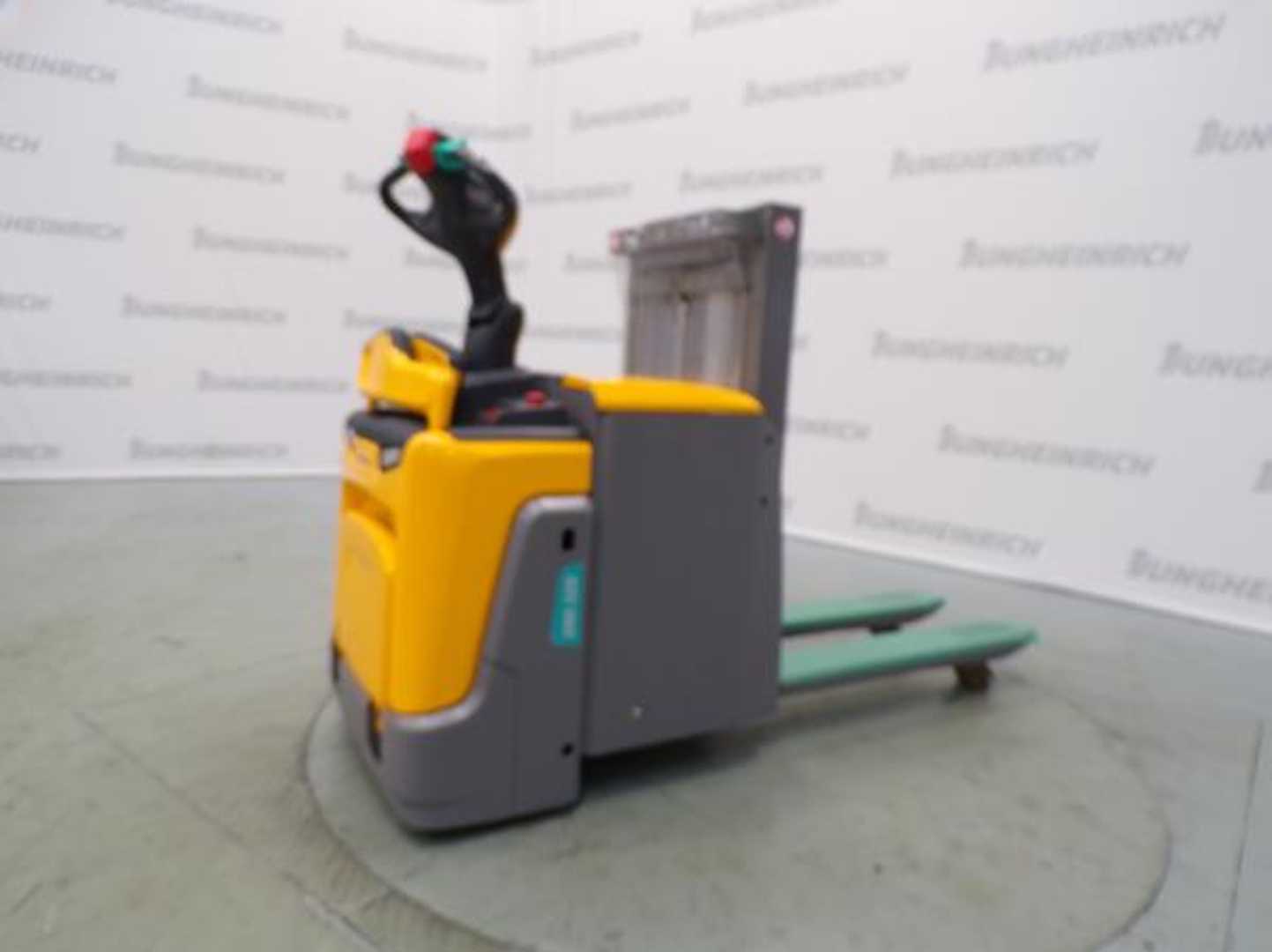 Használt targonca JUNGHEINRICH ERD 220 KP 119-250 DT ELEKTRO HOCHHUBWAGENFAHRERSTAND (13060185)