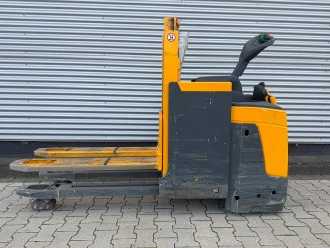 Használt targonca JUNGHEINRICH ERD220 ELEKTRO HOCHHUBWAGENDEICHSEL (13069235)