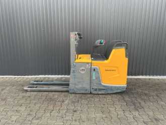 Használt targonca JUNGHEINRICH ERD220 ELEKTRO HOCHHUBWAGENFAHRERSTAND (13073635)