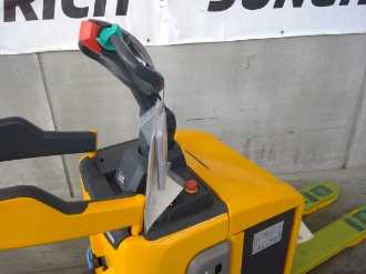 Használt targonca JUNGHEINRICH ERE 120 19 115 54 ELEKTRO NIEDERHUBWAGENFAHRERSTAND (13011263)