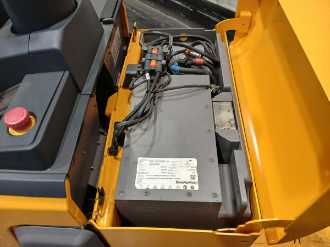 Használt targonca JUNGHEINRICH ERE 120 KP LI 115 54 19 ELEKTRO NIEDERHUBWAGENFAHRERSTAND (13065006)