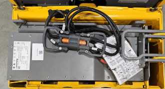 Használt targonca JUNGHEINRICH ERE 125 115-54 KP LI ION ELEKTRO NIEDERHUBWAGENFAHRERSTAND (13074047)